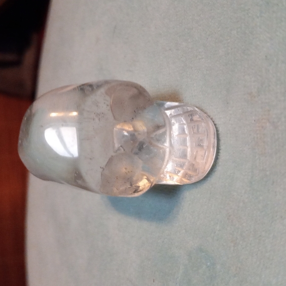 Quartz gemstone healing stone - Picture 5 of 9